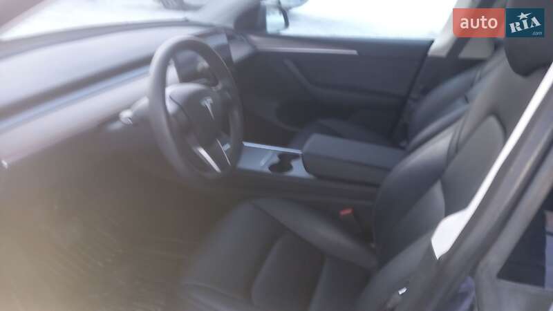Позашляховик / Кросовер Tesla Model Y 2023 в Києві