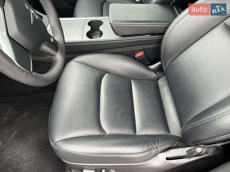 Позашляховик / Кросовер Tesla Model Y 2022 в Ужгороді фото 23 Позашляховик / Кросовер Tesla Model Y 2022 в Ужгороді