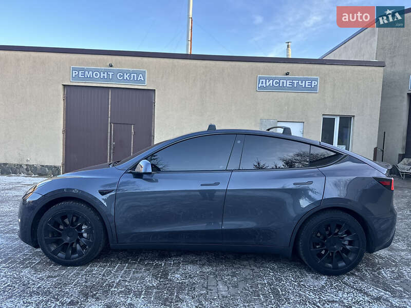 Позашляховик / Кросовер Tesla Model Y 2021 в Ковелі