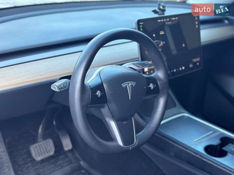 Позашляховик / Кросовер Tesla Model Y 2021 в Ковелі