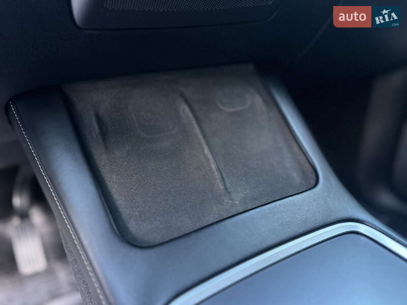 Позашляховик / Кросовер Tesla Model Y 2021 в Ковелі