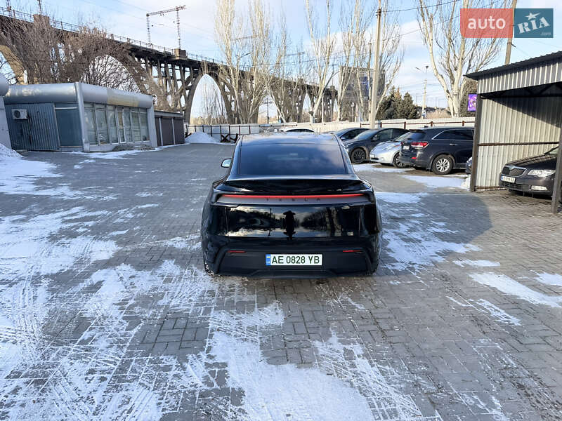Позашляховик / Кросовер Tesla Model Y 2025 в Дніпрі