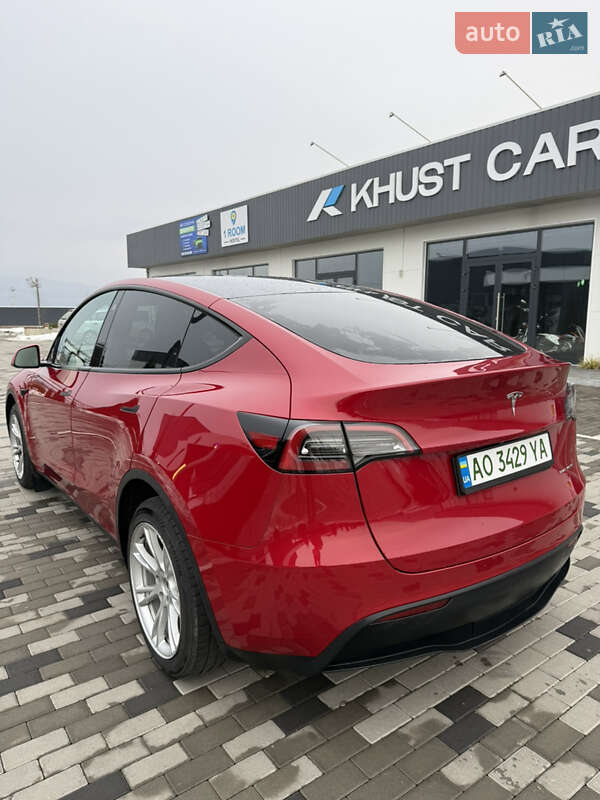 Позашляховик / Кросовер Tesla Model Y 2023 в Хусті фото 6 Позашляховик / Кросовер Tesla Model Y 2023 в Хусті