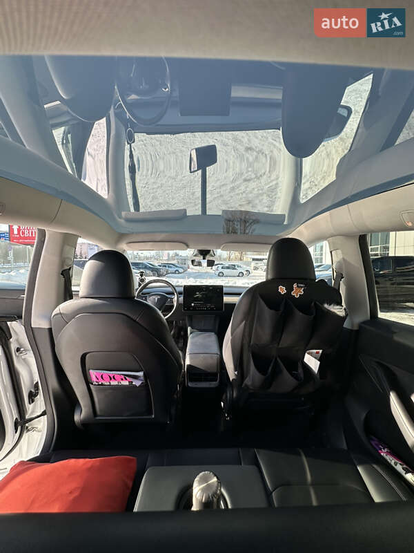 Внедорожник / Кроссовер Tesla Model Y 2023 в Киеве фото 24 Внедорожник / Кроссовер Tesla Model Y 2023 в Киеве