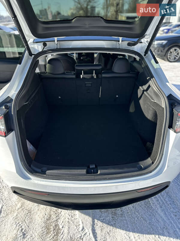 Внедорожник / Кроссовер Tesla Model Y 2023 в Киеве фото 28 Внедорожник / Кроссовер Tesla Model Y 2023 в Киеве