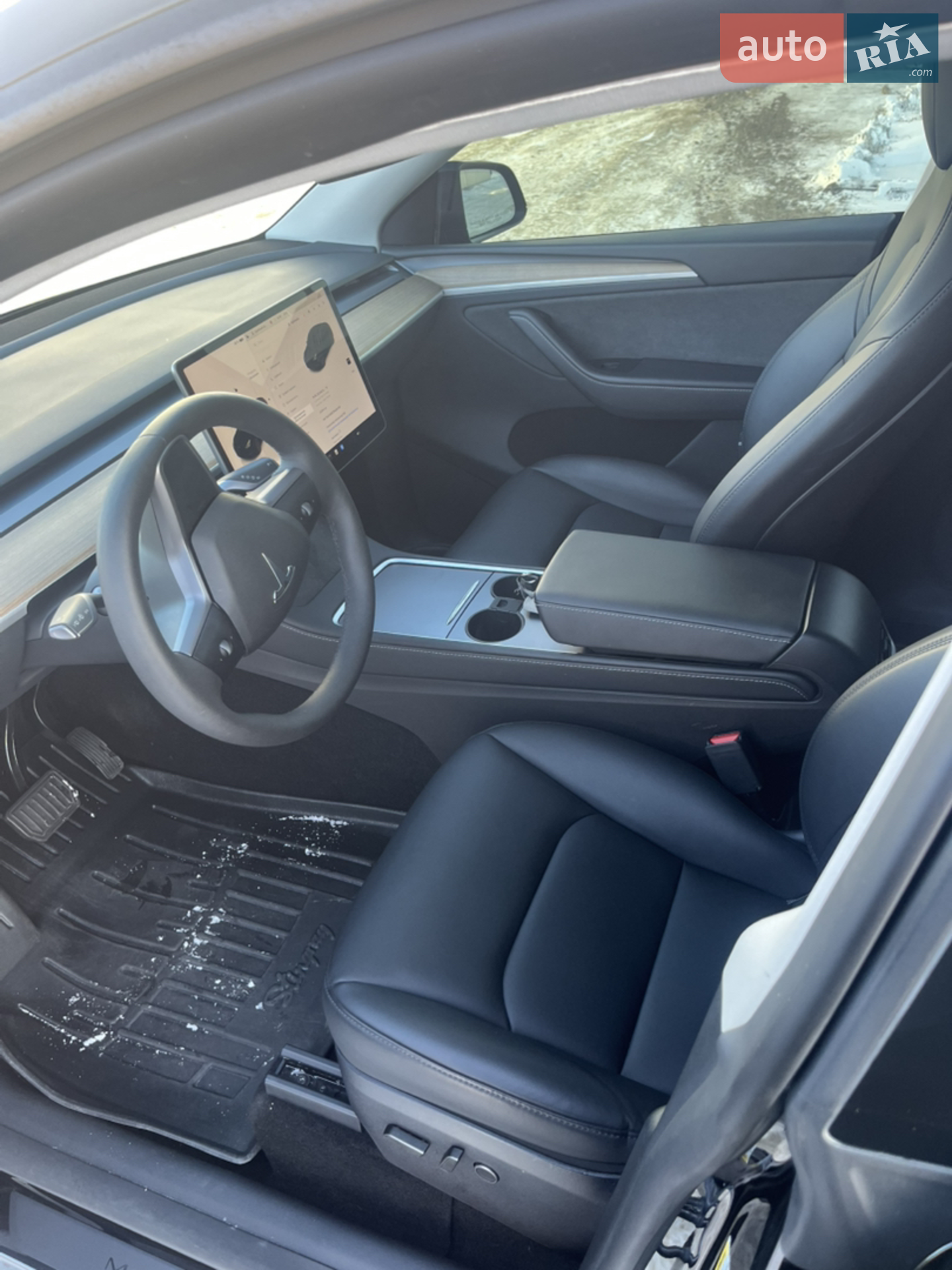 2024 Tesla Model Y - мініатюра 5