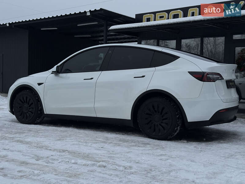 Внедорожник / Кроссовер Tesla Model Y 2023 в Ивано-Франковске фото 5 Внедорожник / Кроссовер Tesla Model Y 2023 в Ивано-Франковске