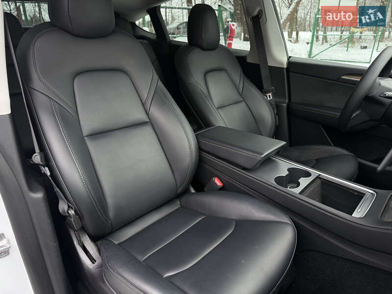 Внедорожник / Кроссовер Tesla Model Y 2023 в Ивано-Франковске фото 11 Внедорожник / Кроссовер Tesla Model Y 2023 в Ивано-Франковске