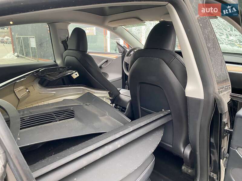 Позашляховик / Кросовер Tesla Model Y 2023 в Львові