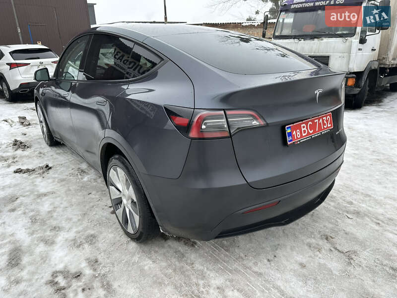 Внедорожник / Кроссовер Tesla Model Y 2024 в Киеве фото 3 Внедорожник / Кроссовер Tesla Model Y 2024 в Киеве