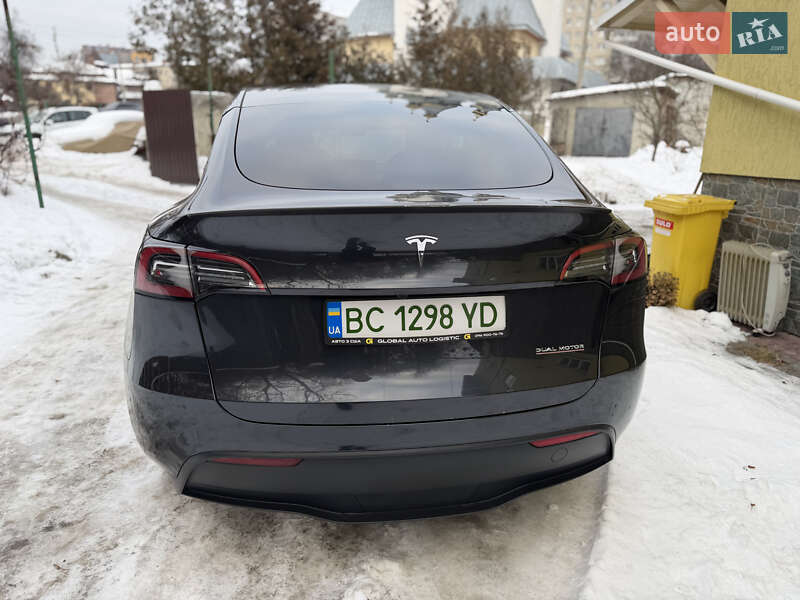 Позашляховик / Кросовер Tesla Model Y 2024 в Львові фото 7 Позашляховик / Кросовер Tesla Model Y 2024 в Львові