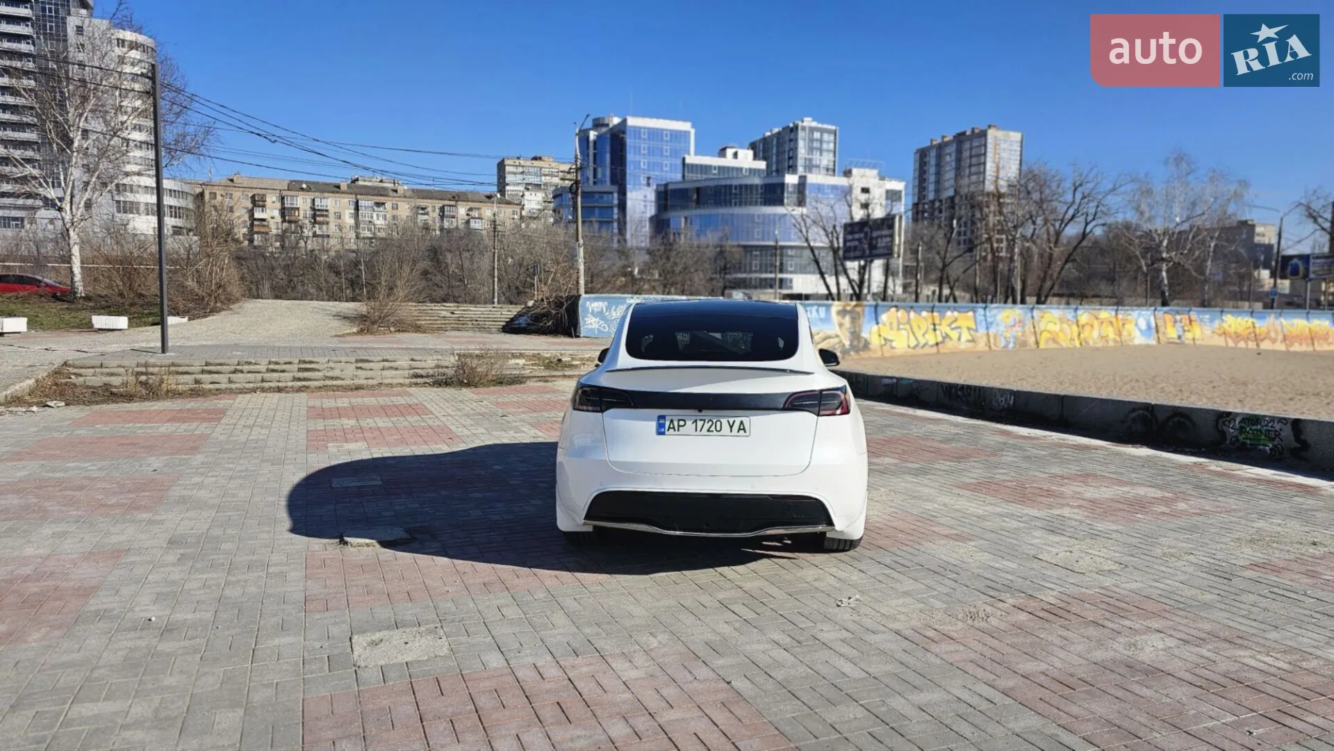 2020 Tesla Model Y - мініатюра 2