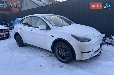 Внедорожник / Кроссовер Tesla Model Y 2024 в Киеве