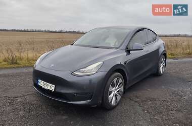 Позашляховик / Кросовер Tesla Model Y 2020 в Львові