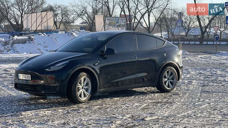 Позашляховик / Кросовер Tesla Model Y 2021 в Києві