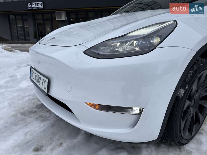 Внедорожник / Кроссовер Tesla Model Y 2020 в Львове