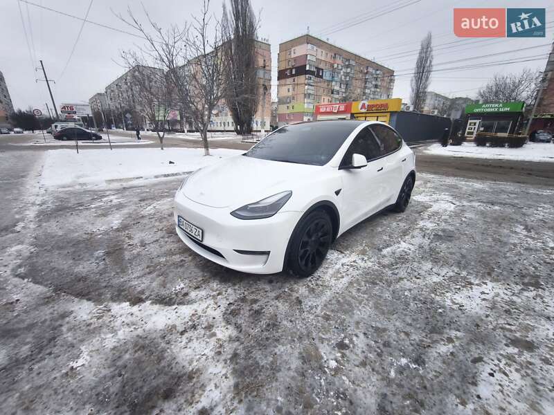 Tesla Model Y 2022 Tesla Model Y 2022