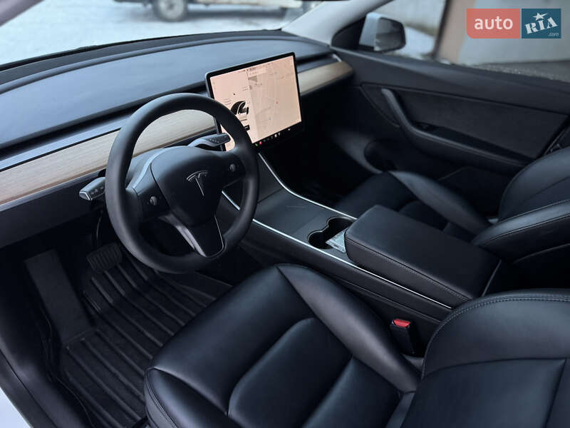 Позашляховик / Кросовер Tesla Model Y 2020 в Луцьку фото 23 Позашляховик / Кросовер Tesla Model Y 2020 в Луцьку