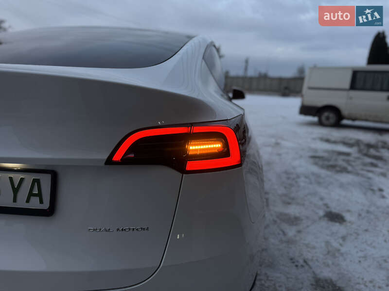 Позашляховик / Кросовер Tesla Model Y 2020 в Луцьку фото 43 Позашляховик / Кросовер Tesla Model Y 2020 в Луцьку