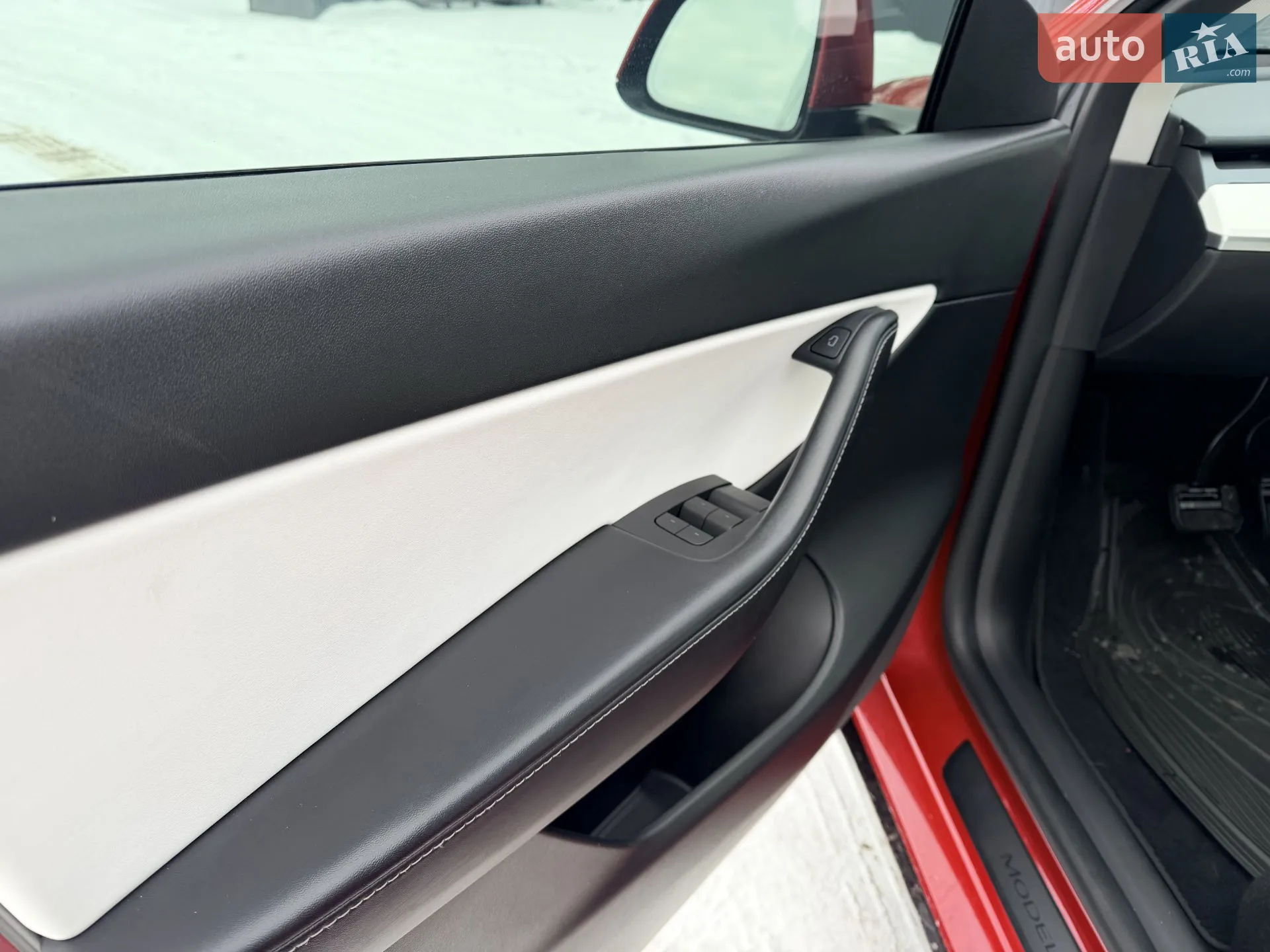 2022 Tesla Model Y - мініатюра 17