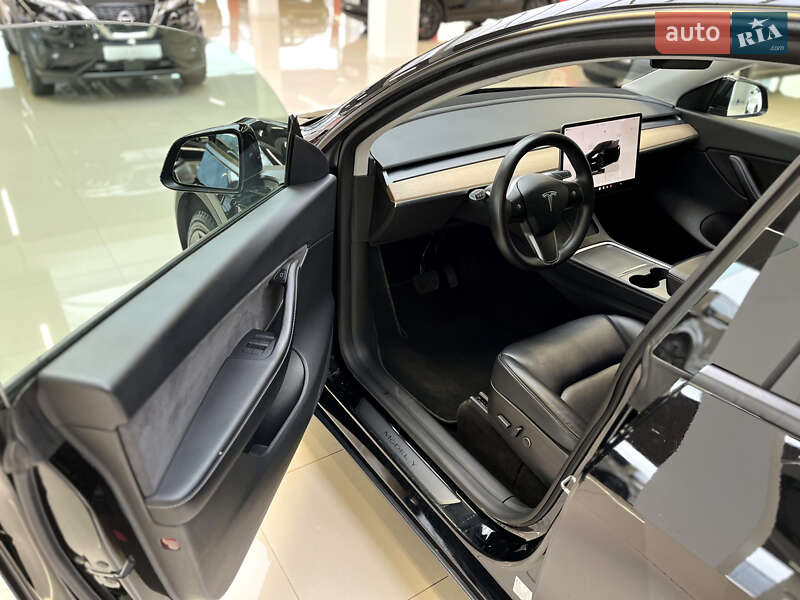 Позашляховик / Кросовер Tesla Model Y 2022 в Хмельницькому