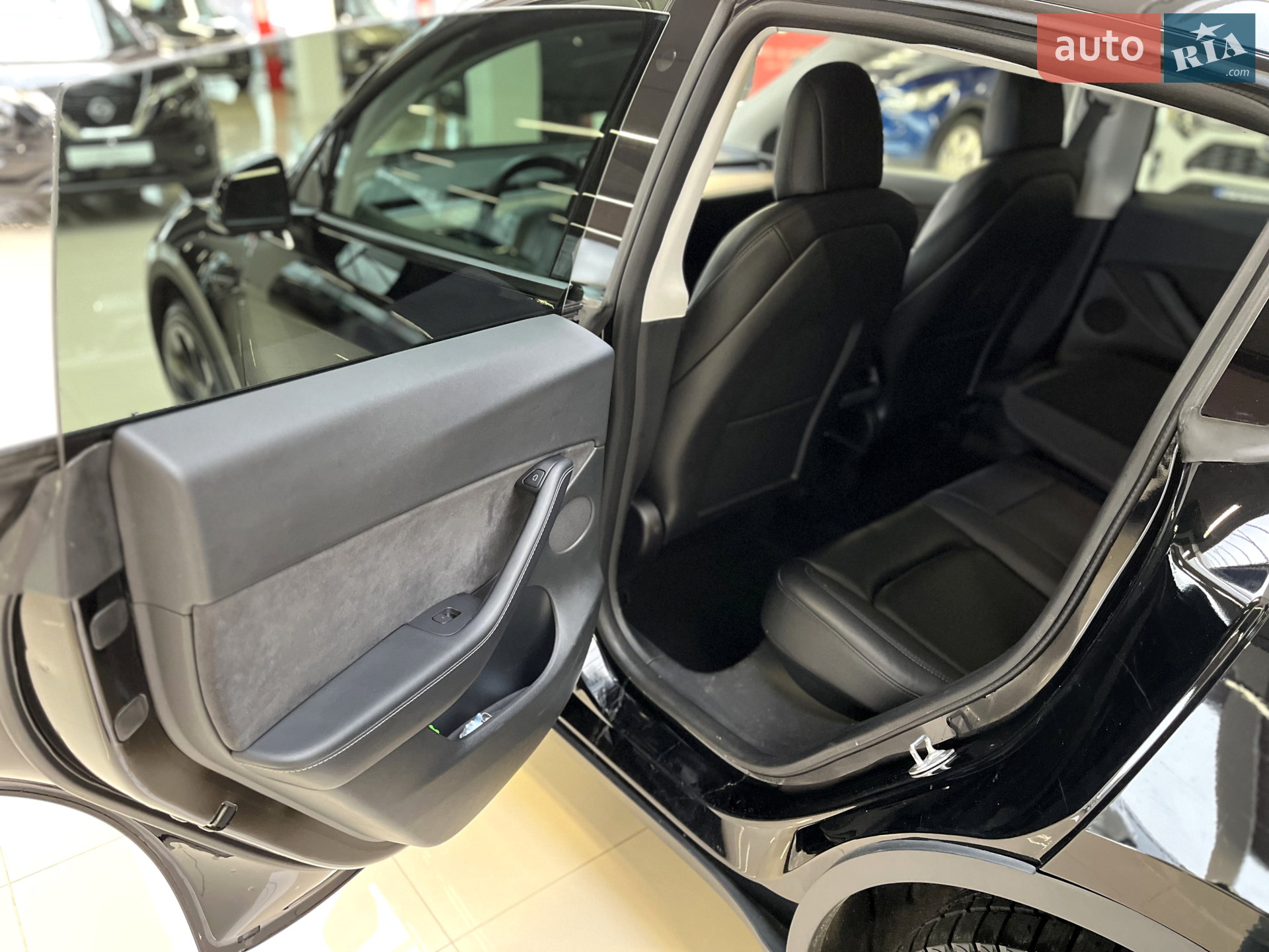 2022 Tesla Model Y - мініатюра 11