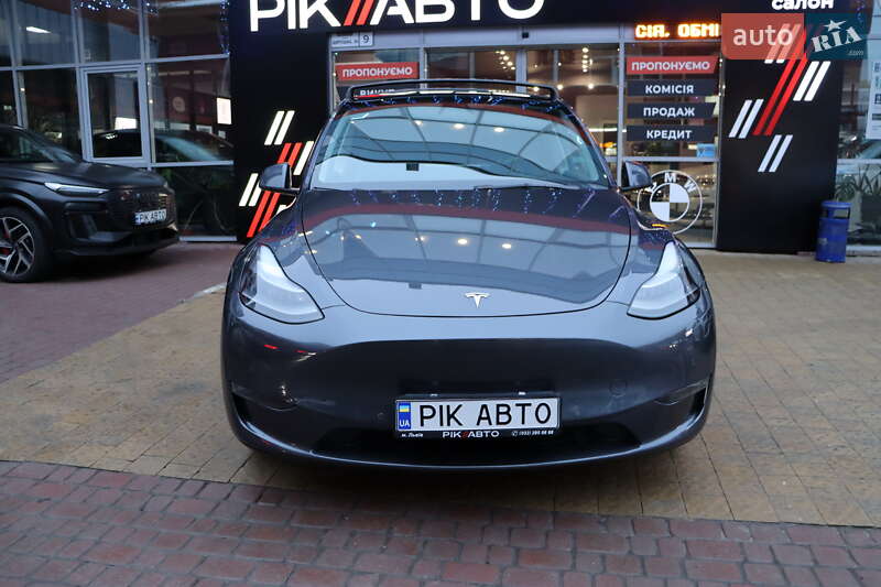 Позашляховик / Кросовер Tesla Model Y 2022 в Львові