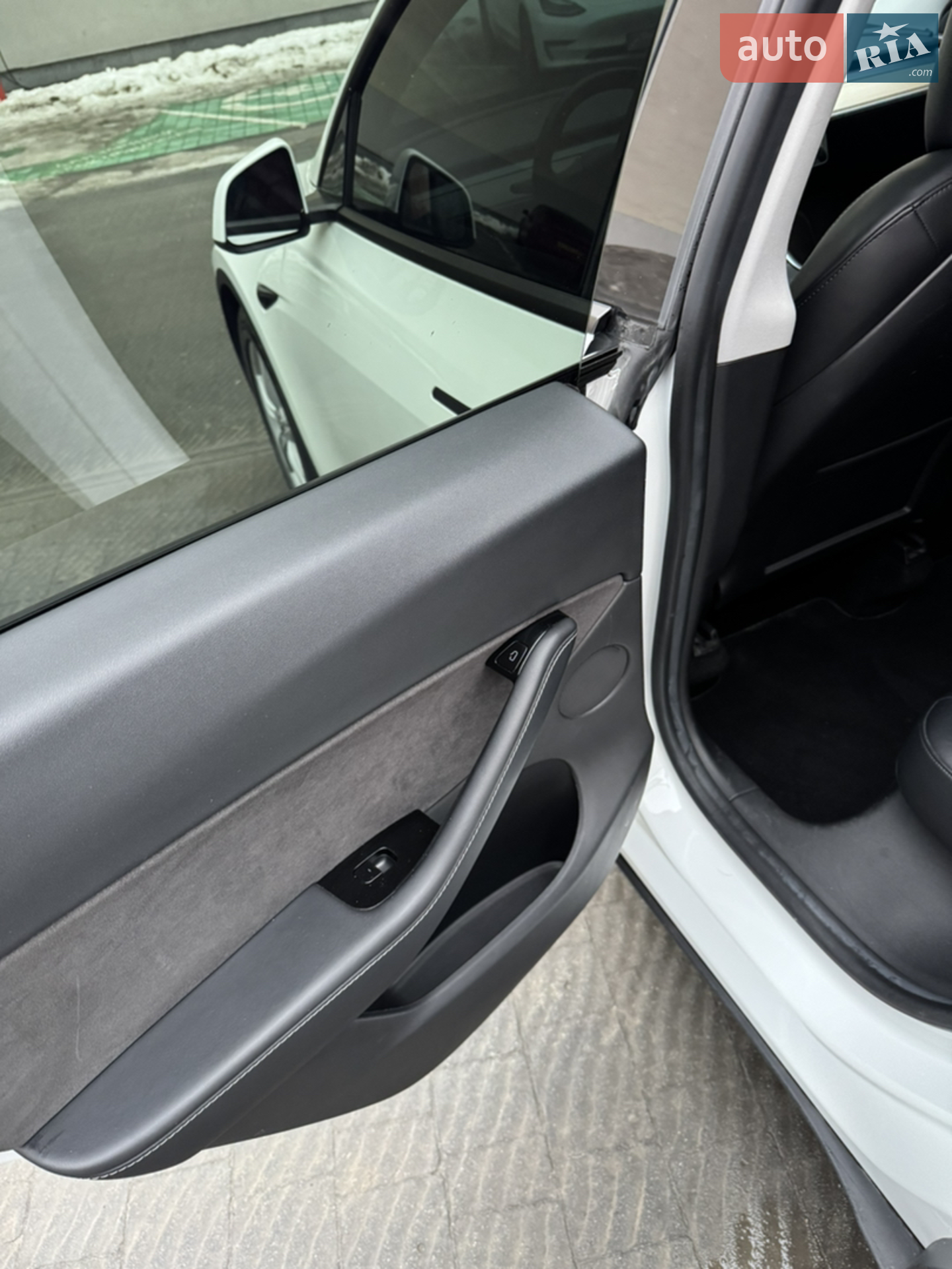 2020 Tesla Model Y - мініатюра 23