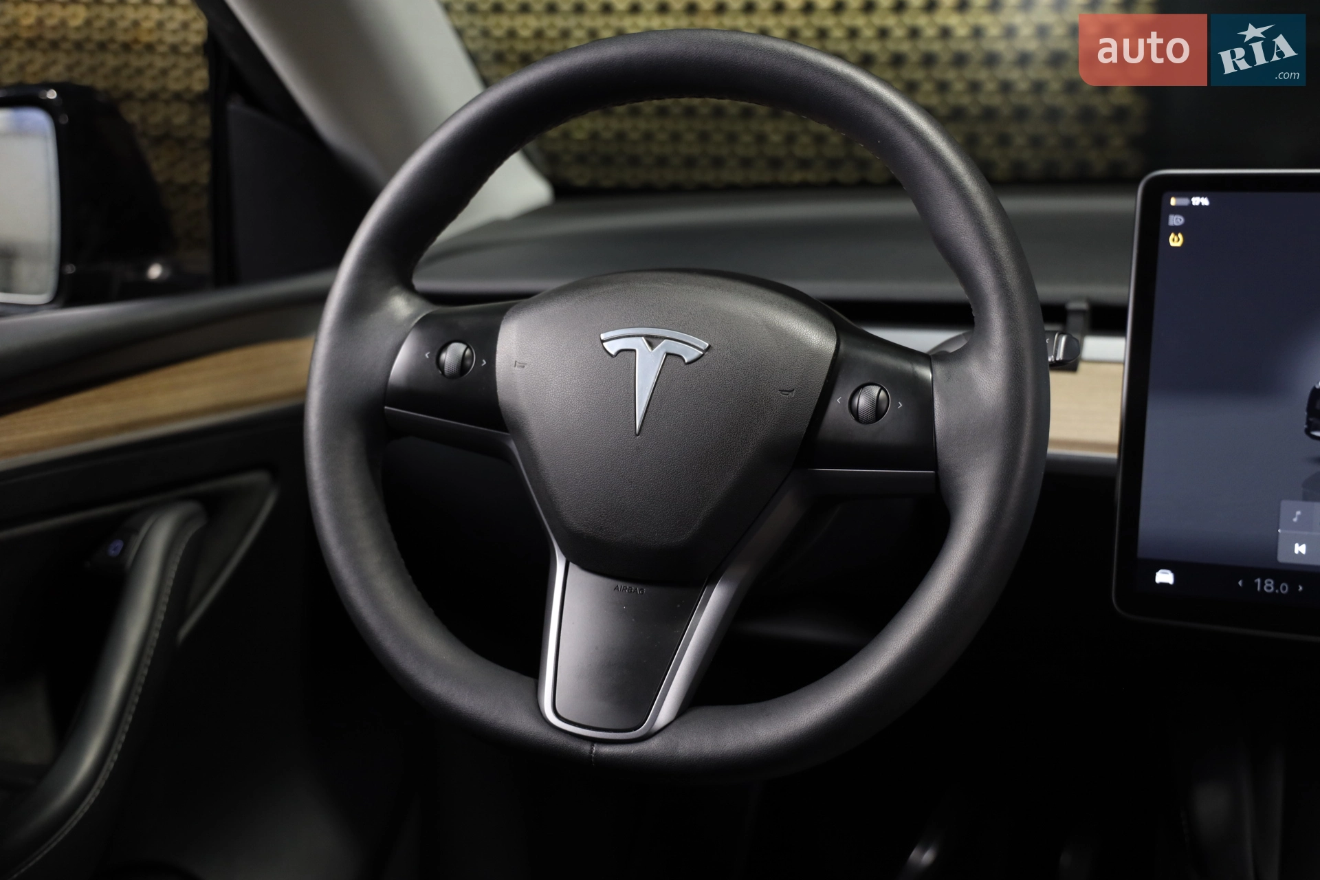 2022 Tesla Model Y - мініатюра 13