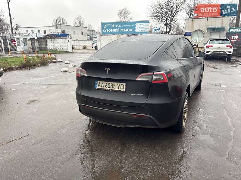Внедорожник / Кроссовер Tesla Model Y 2021 в Киеве