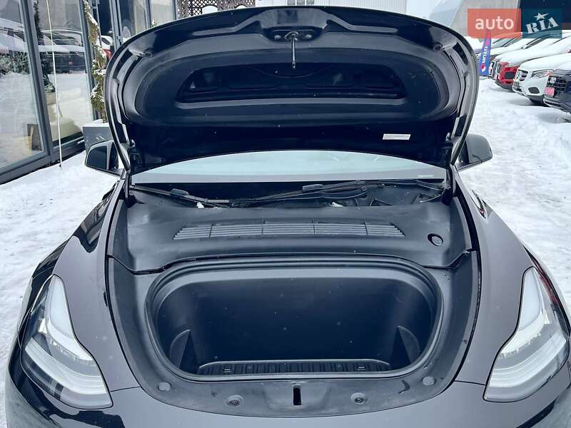 Позашляховик / Кросовер Tesla Model Y 2023 в Луцьку