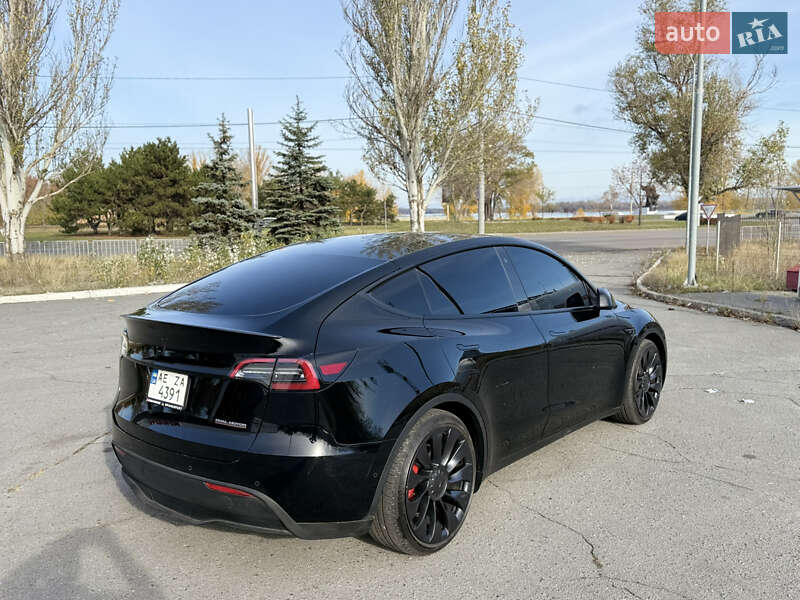 Позашляховик / Кросовер Tesla Model Y 2022 в Дніпрі