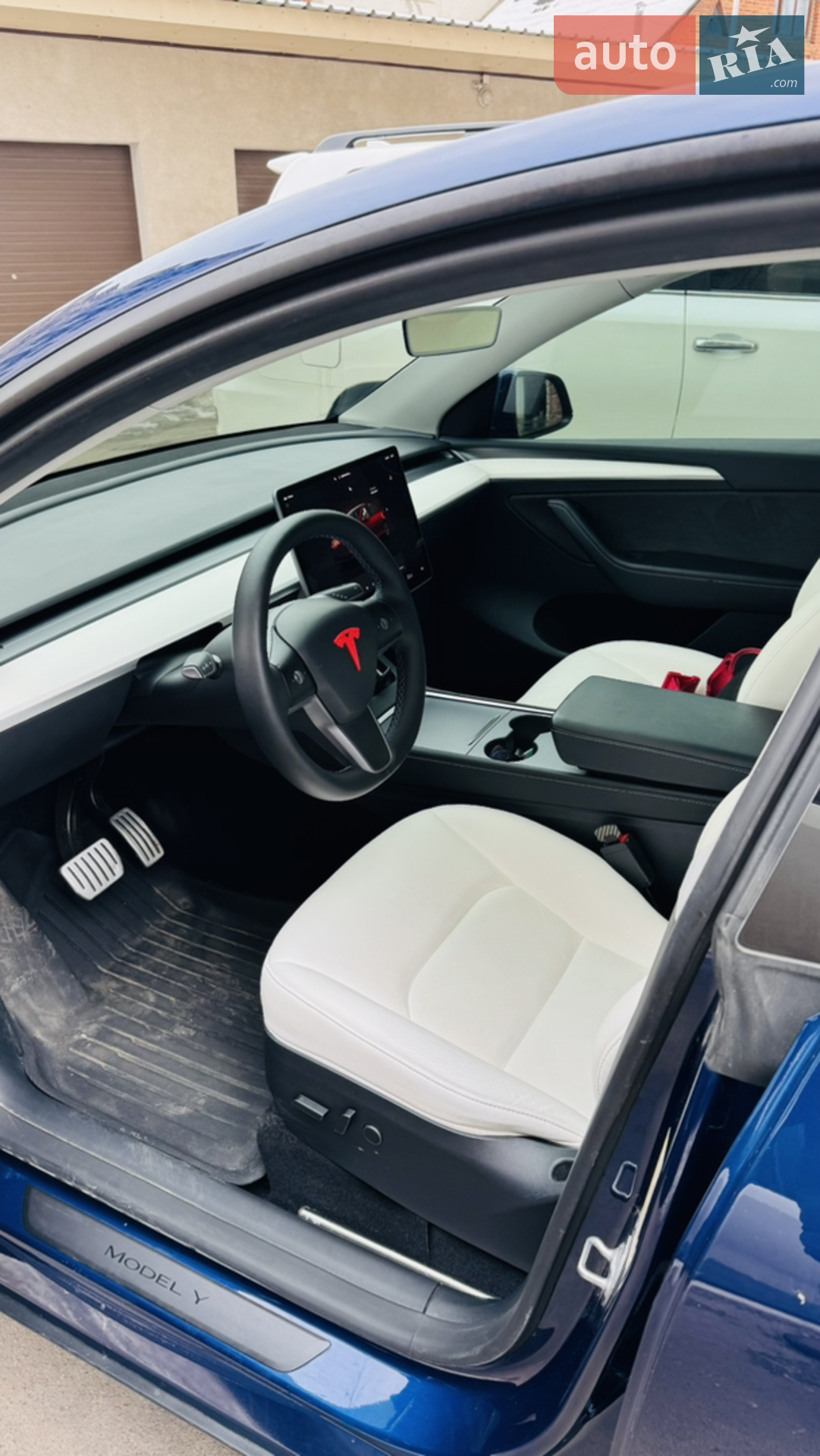 2023 Tesla Model Y - мініатюра 8