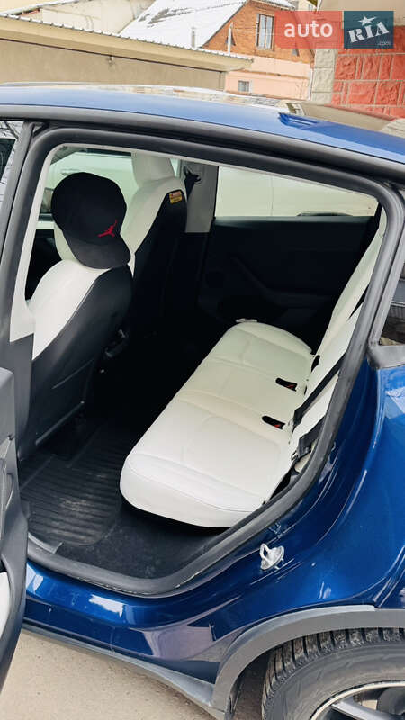 Позашляховик / Кросовер Tesla Model Y 2023 в Хмельницькому