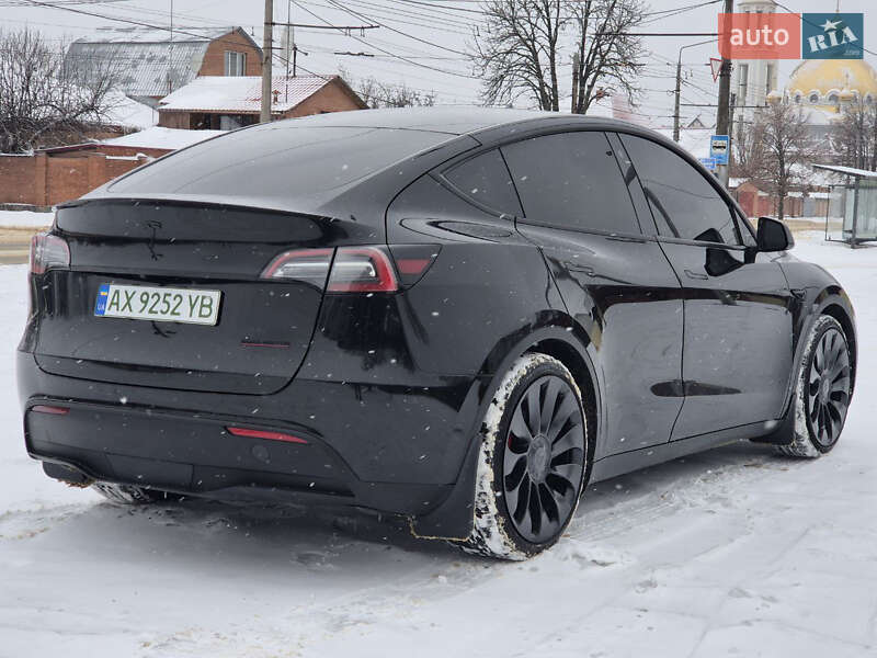 Внедорожник / Кроссовер Tesla Model Y 2023 в Харькове