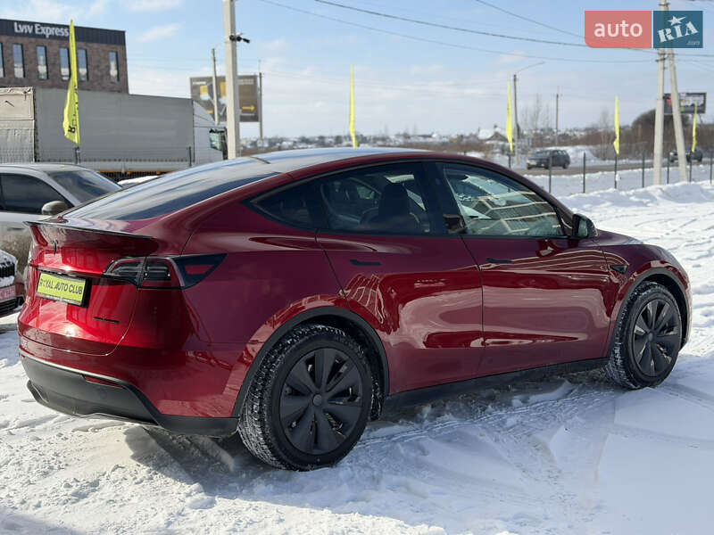 Позашляховик / Кросовер Tesla Model Y 2024 в Львові