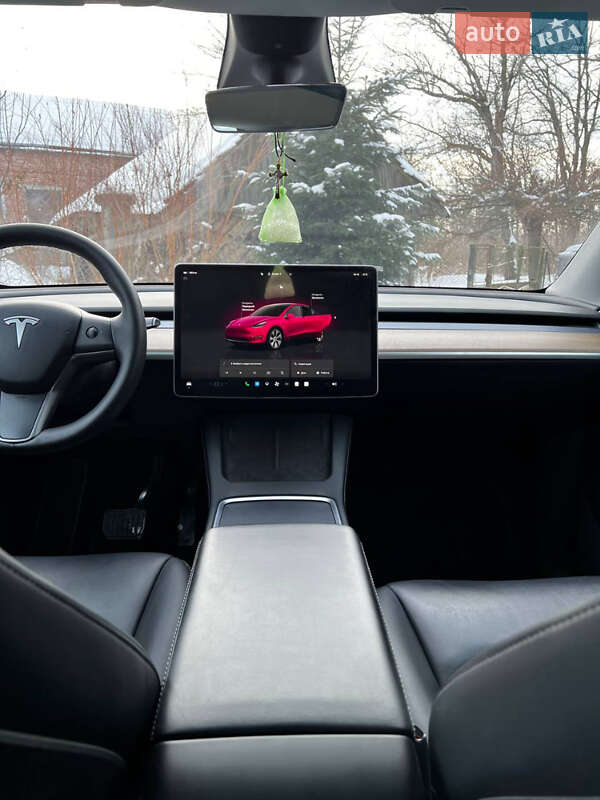 Позашляховик / Кросовер Tesla Model Y 2022 в Львові