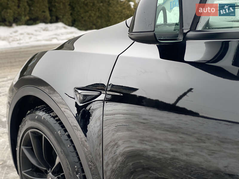 Позашляховик / Кросовер Tesla Model Y 2021 в Луцьку фото 5 Позашляховик / Кросовер Tesla Model Y 2021 в Луцьку