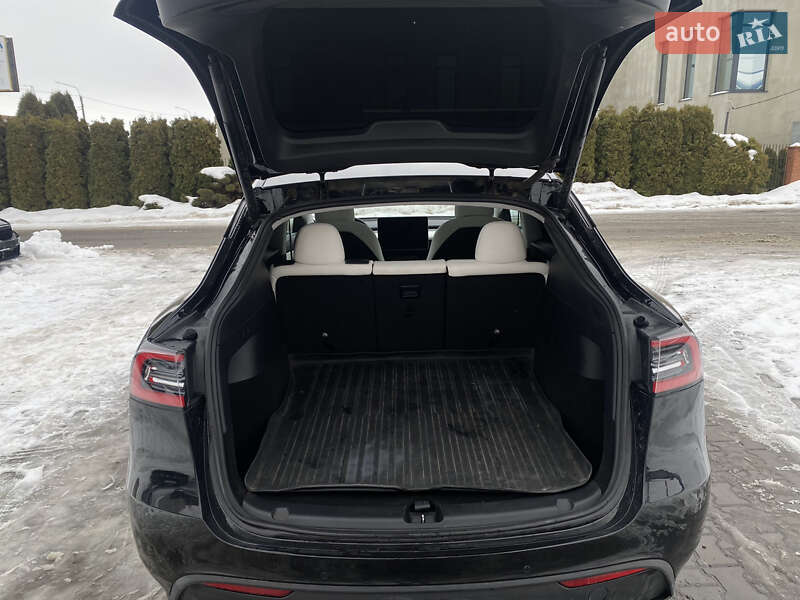 Позашляховик / Кросовер Tesla Model Y 2021 в Луцьку фото 28 Позашляховик / Кросовер Tesla Model Y 2021 в Луцьку