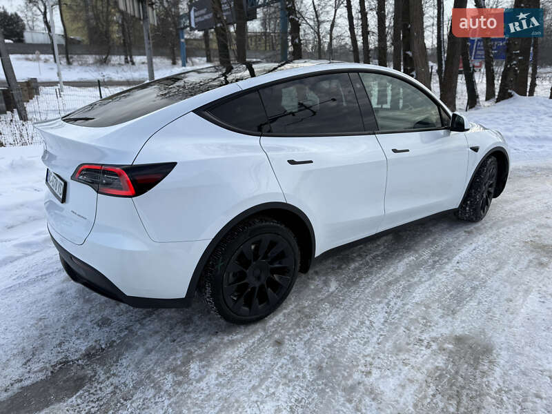 Позашляховик / Кросовер Tesla Model Y 2023 в Львові