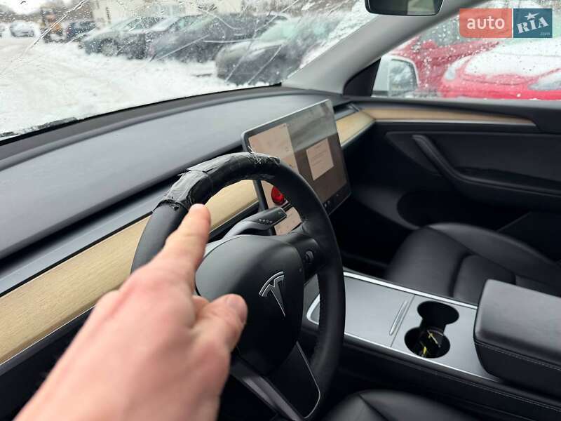 Позашляховик / Кросовер Tesla Model Y 2022 в Луцьку