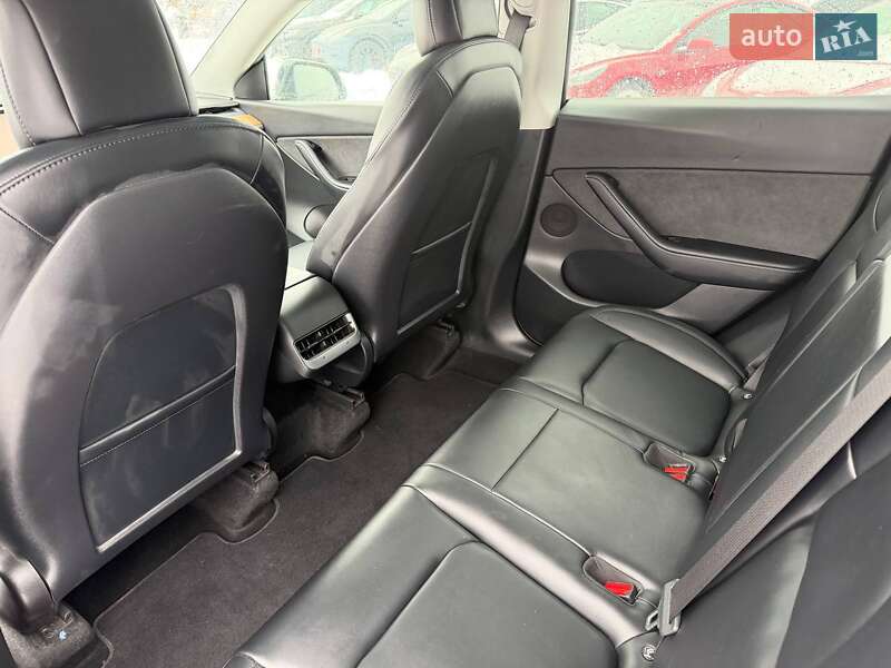 Позашляховик / Кросовер Tesla Model Y 2022 в Луцьку