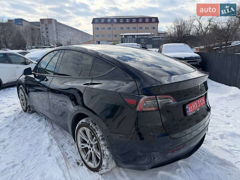 Позашляховик / Кросовер Tesla Model Y 2022 в Луцьку