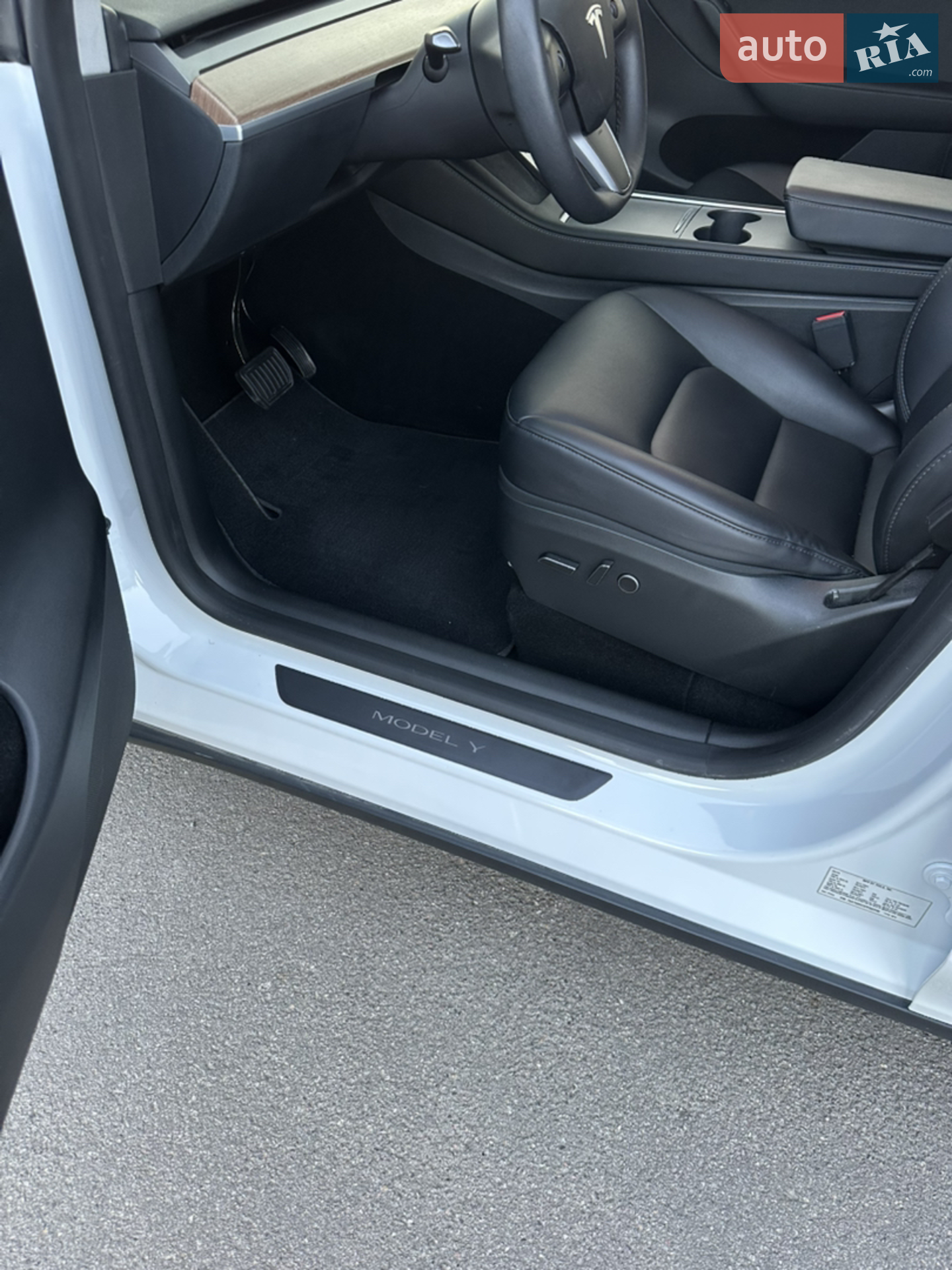 2023 Tesla Model Y - мініатюра 28