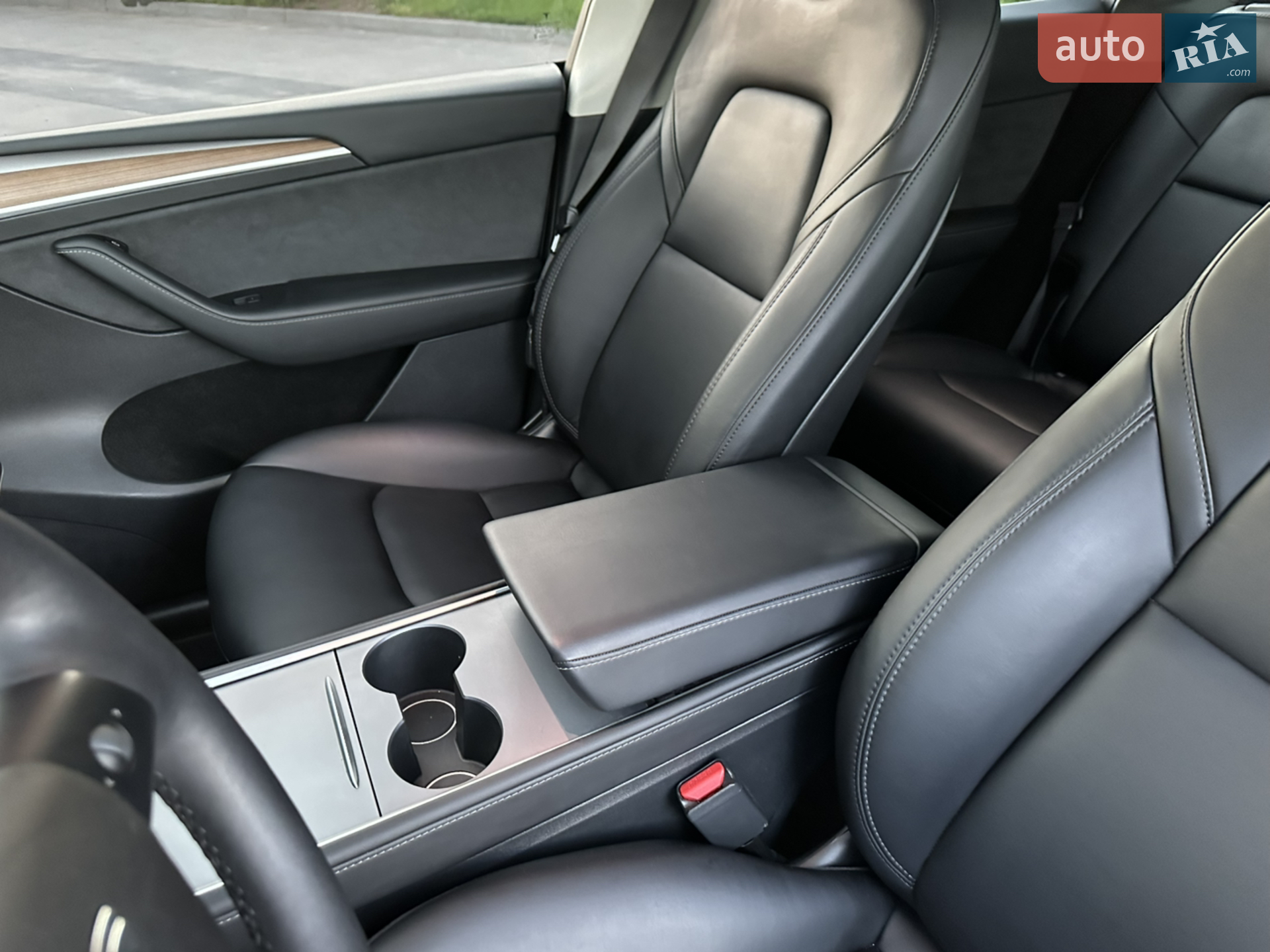 2023 Tesla Model Y - мініатюра 34
