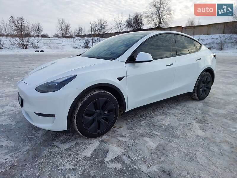 Позашляховик / Кросовер Tesla Model Y 2025 в Харкові