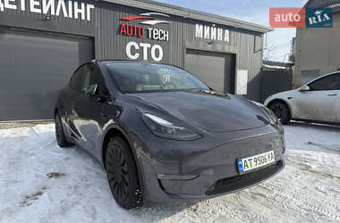 Позашляховик / Кросовер Tesla Model Y 2023 в Івано-Франківську