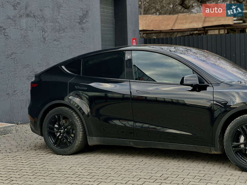 Внедорожник / Кроссовер Tesla Model Y 2021 в Ужгороде фото 5 Внедорожник / Кроссовер Tesla Model Y 2021 в Ужгороде