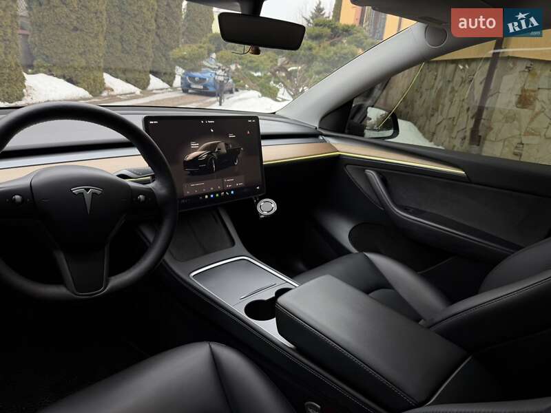 Позашляховик / Кросовер Tesla Model Y 2023 в Львові фото 15 Позашляховик / Кросовер Tesla Model Y 2023 в Львові