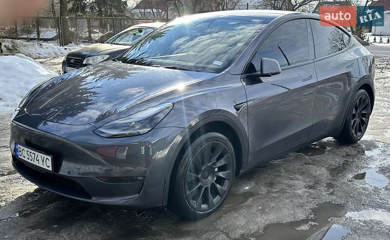 Tesla Model Y 2023 Tesla Model Y 2023